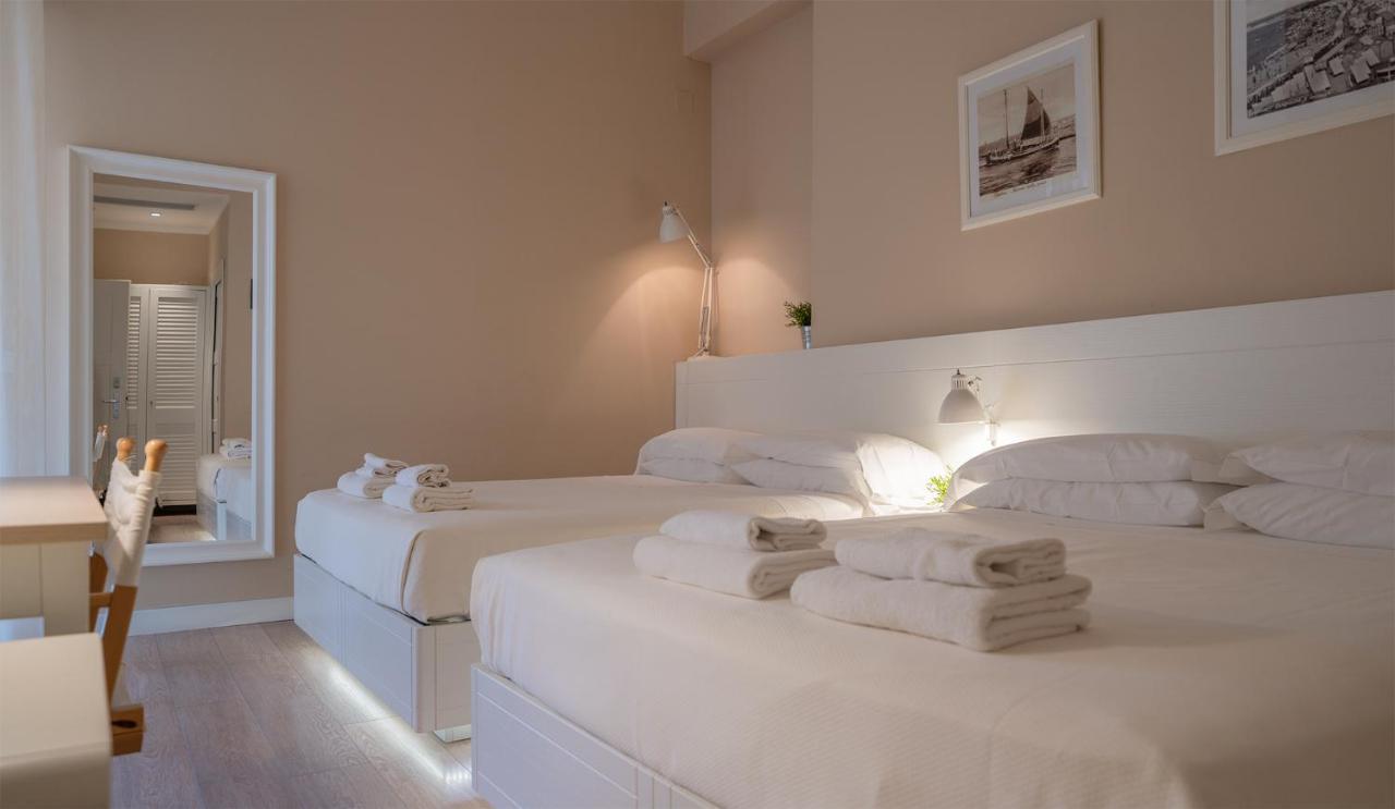 Hotel Bristol Cattolica Esterno foto