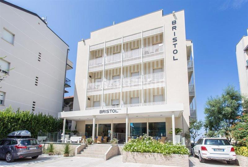 Hotel Bristol Cattolica Esterno foto