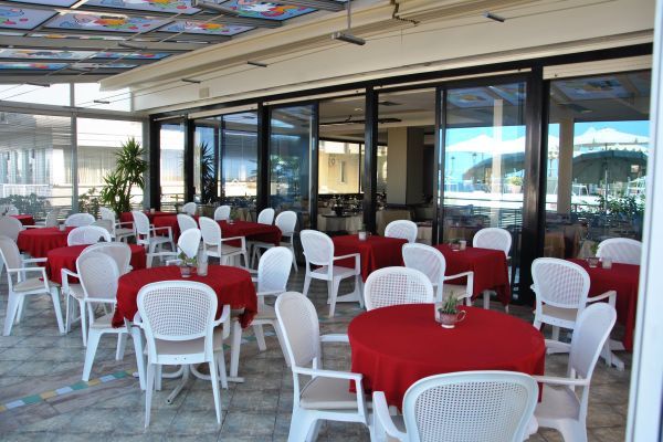 Hotel Bristol Cattolica Esterno foto