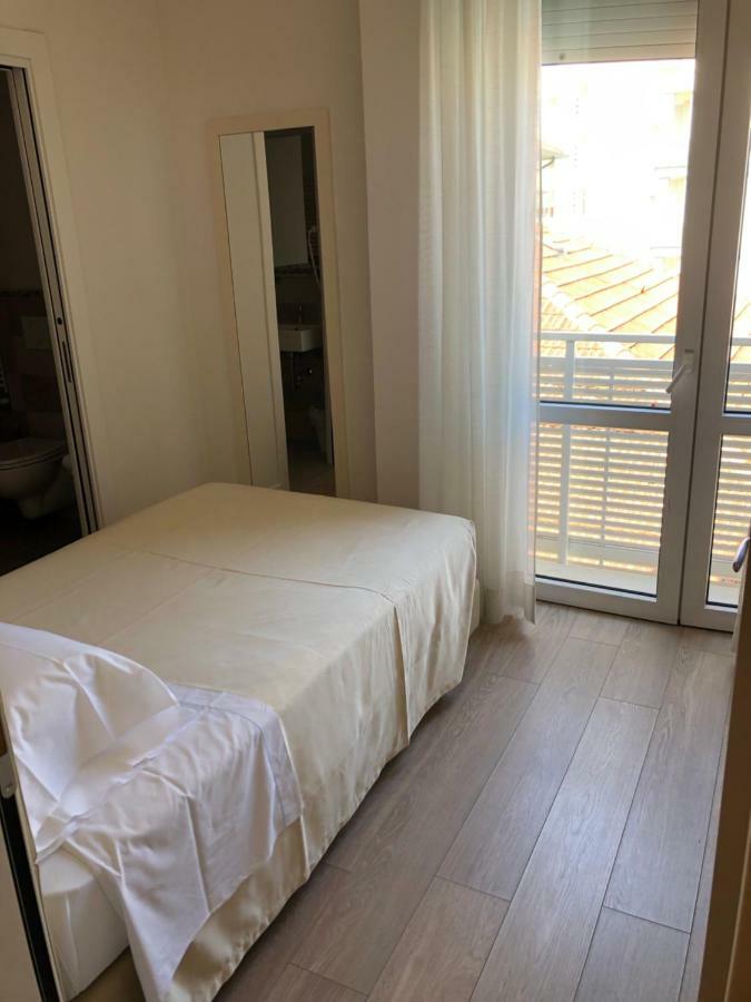 Hotel Bristol Cattolica Esterno foto