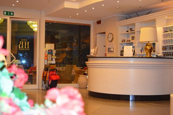 Hotel Bristol Cattolica Esterno foto